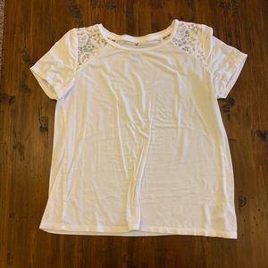 White high neck t shirt